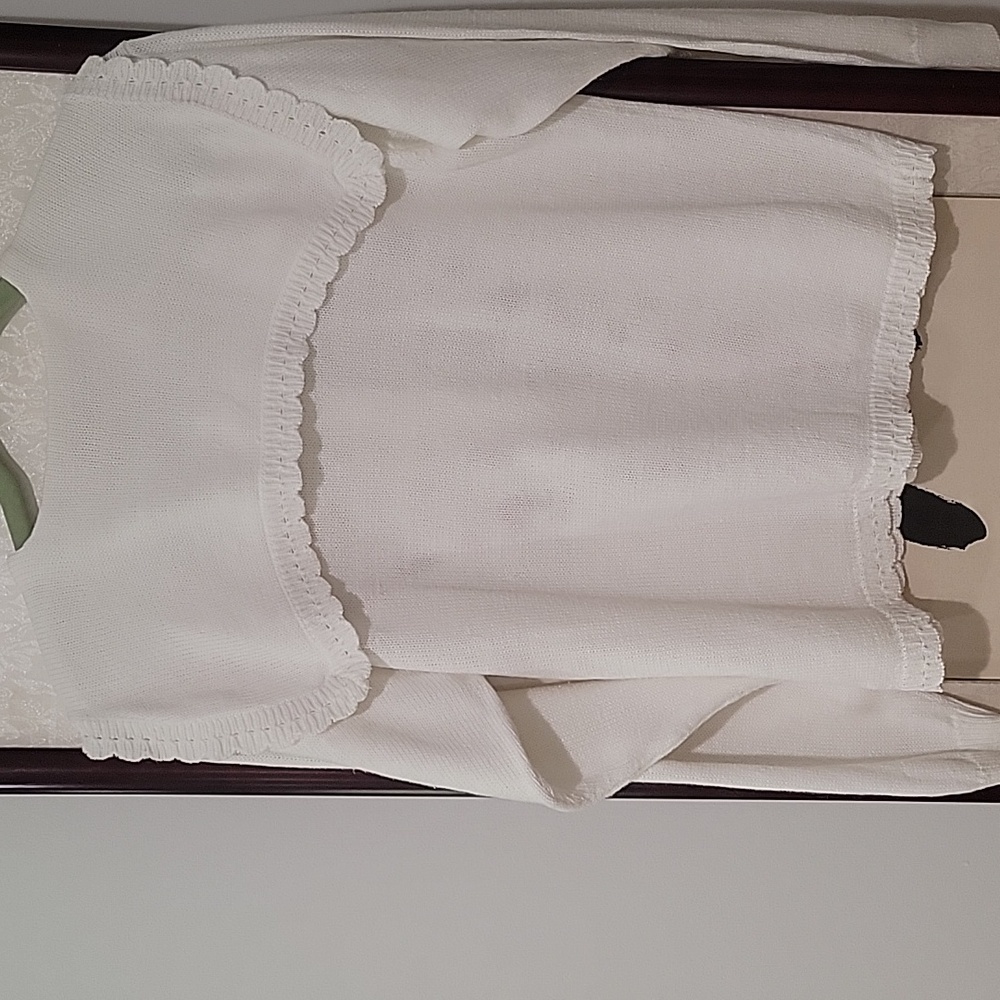 Petite Sophisticate Cream Floral Cardigan - Picture 3 of 6